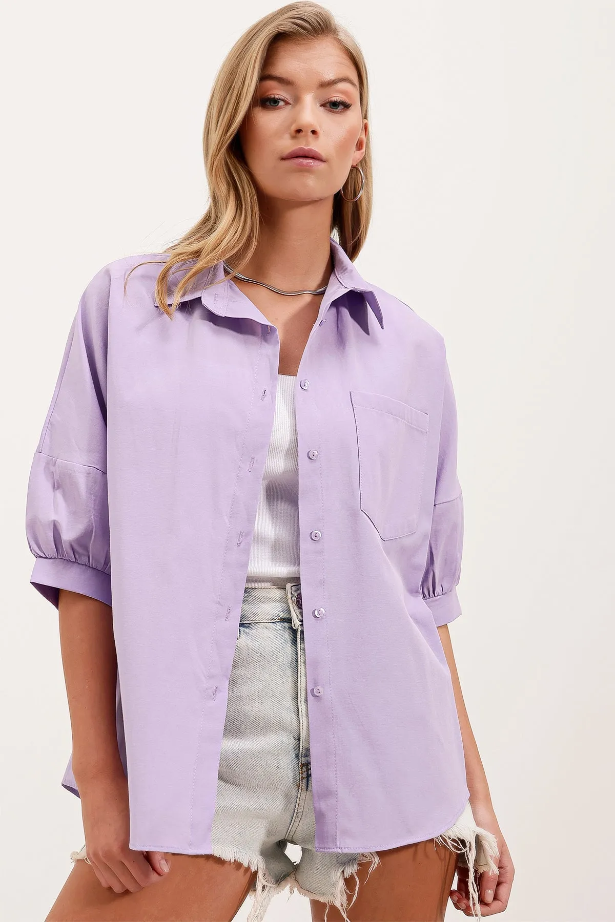 20213 oversize kisa kol basic gömlek