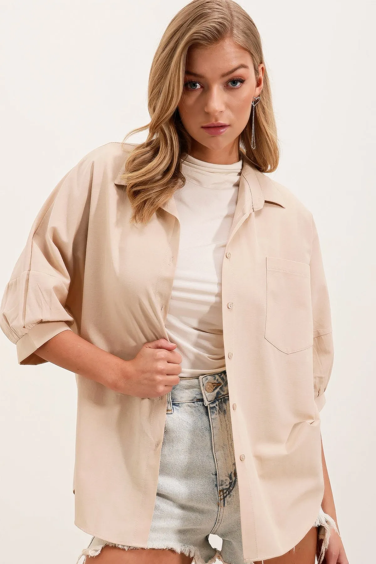 20213 oversize kisa kol basic gömlek