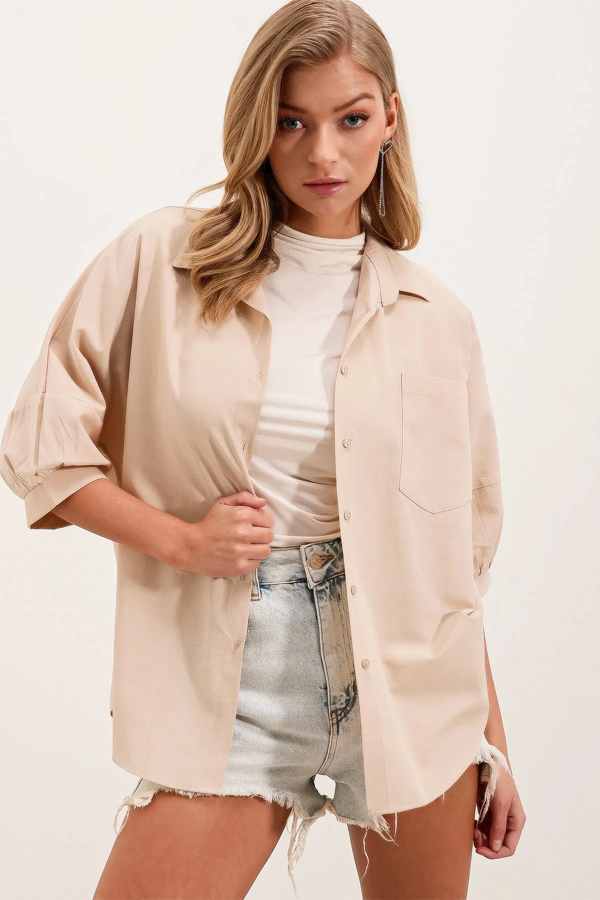 20213 oversize kisa kol basic gömlek